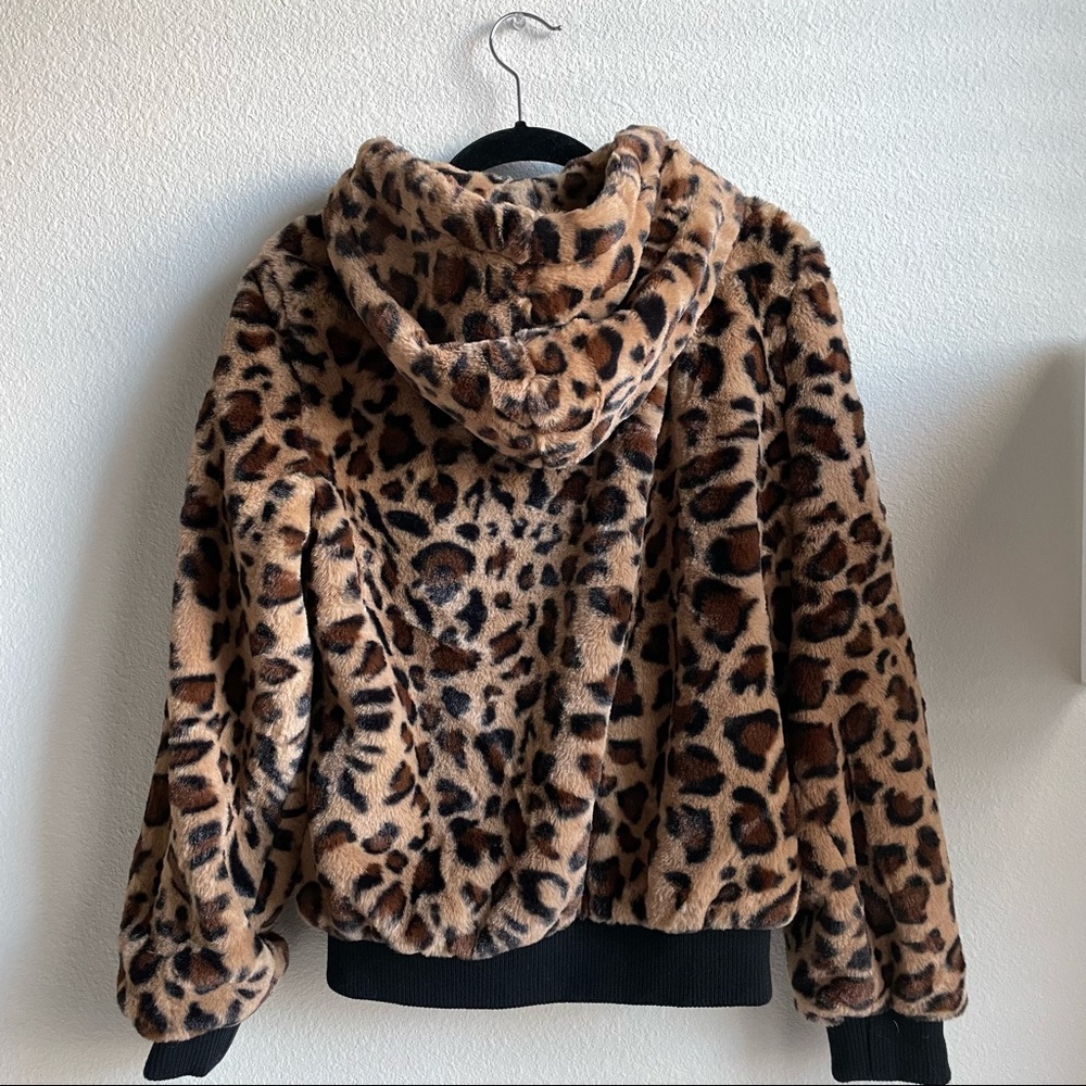 Leopard Print Jacket - Picture 3 of 3